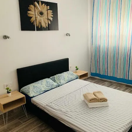 Pino Central * Benidorm