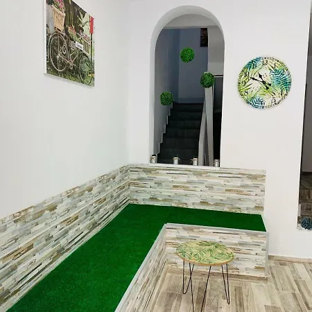 Apartment Pino Central *